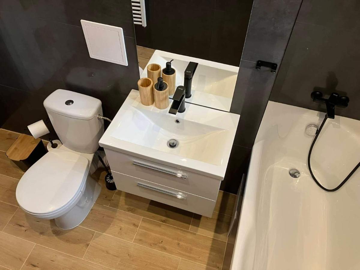 Apartman Nelka V Poprade ภายนอก รูปภาพ